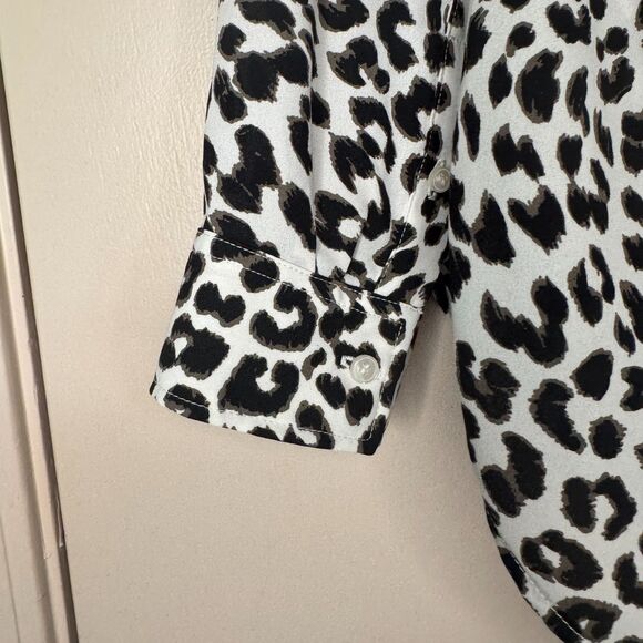 TALBOTS women's size small S animal print roll tab sleeve button up blouse top - Picture 7 of 12